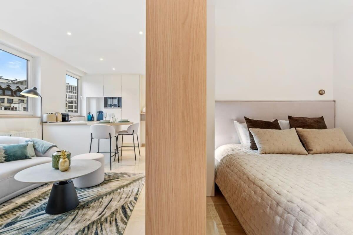 לוקסמבורג Modern Studio With King Bed, Walk To Attractions מראה חיצוני תמונה
